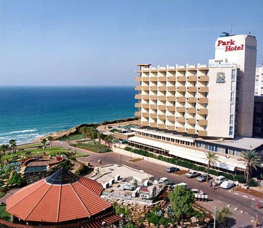 Park Hotel Netanja Exterior foto